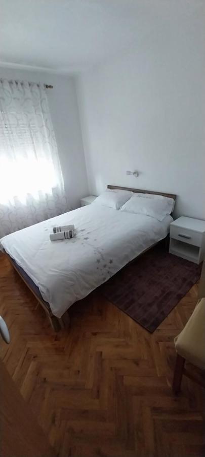 VrlikaKuca Za Odmor Varos别墅 外观 照片