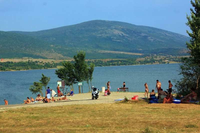 VrlikaKuca Za Odmor Varos别墅 外观 照片